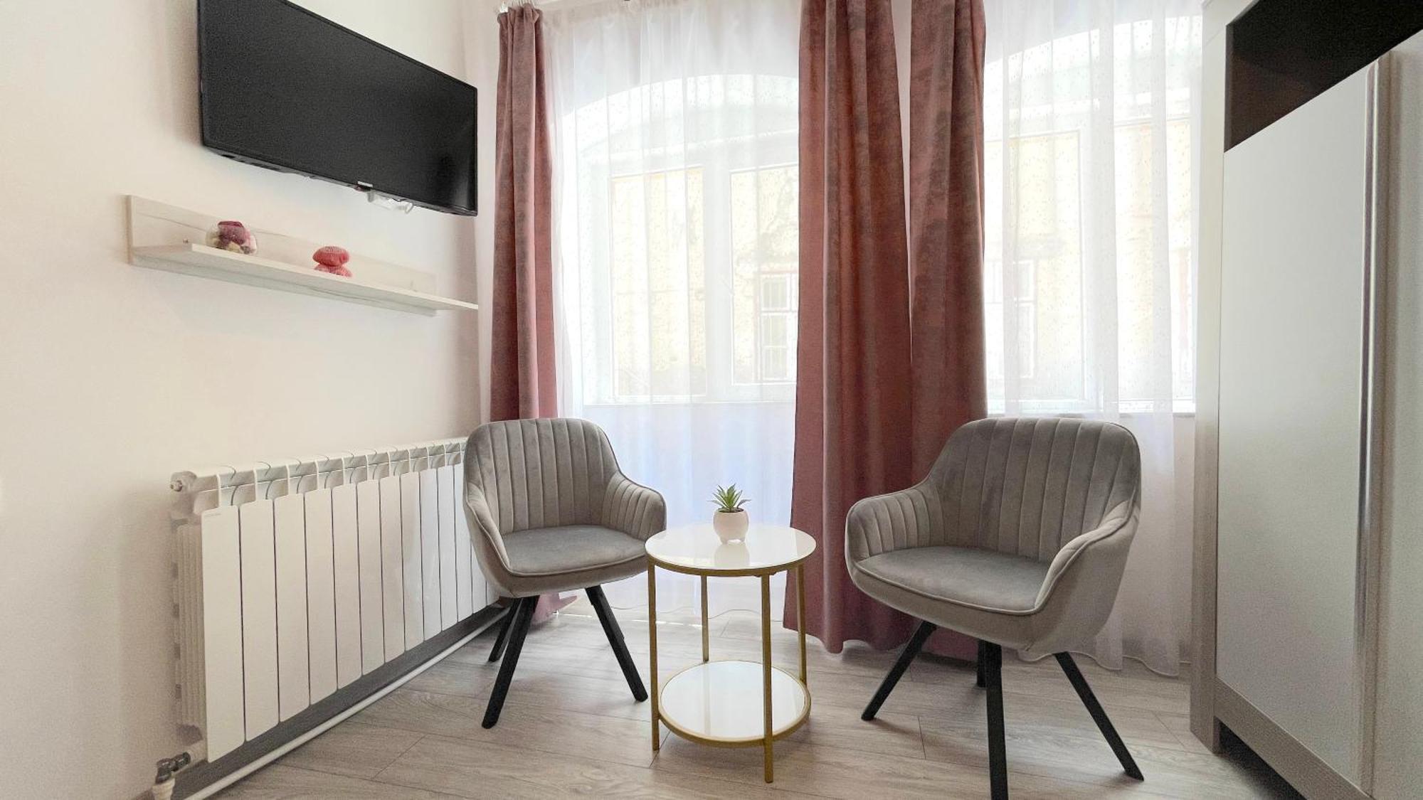 Evu Long Street Lägenhet Braşov Exteriör bild